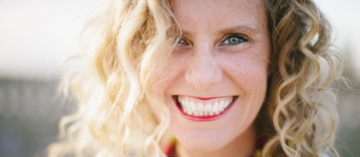 Top Tips on Presenting Like a Superstar By Julie-Anne Black