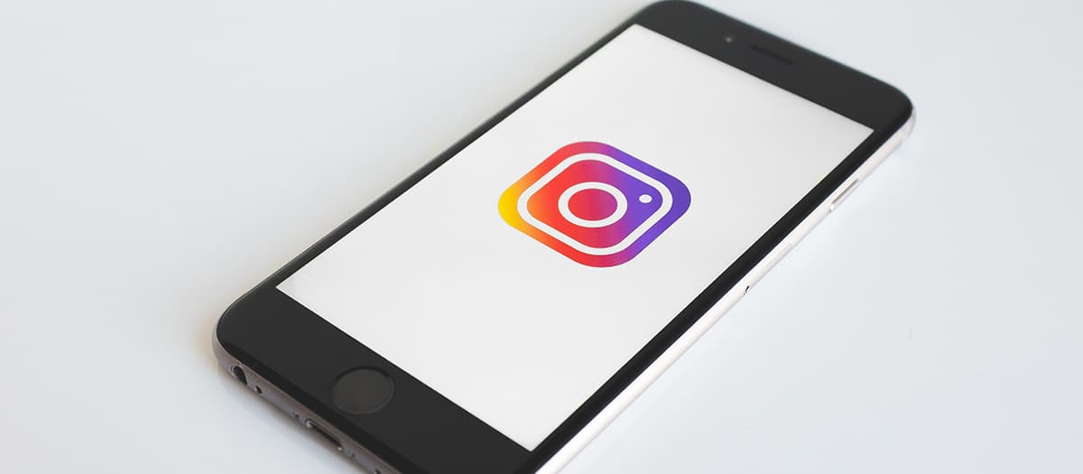 Should Pinterest or Instagram Be Part of My Marketing Mix