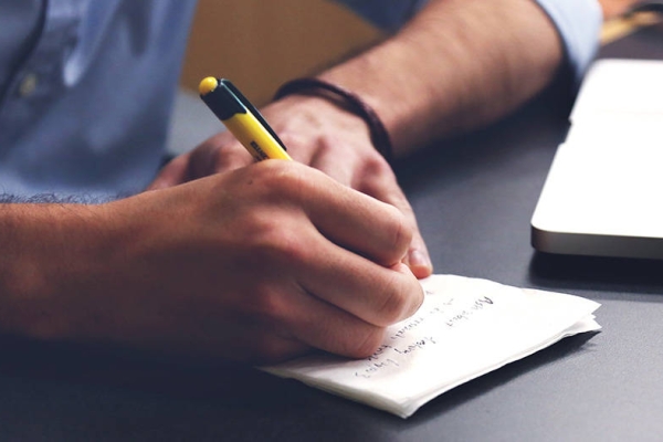 How to Write an Effective In Store Advertising Script